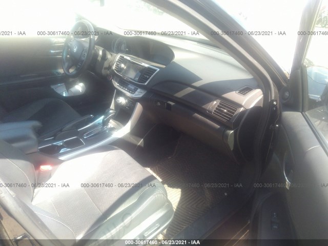 Photo 4 VIN: 1HGCR3F96DA028865 - HONDA ACCORD SDN 