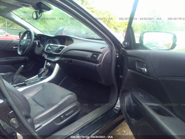 Photo 4 VIN: 1HGCR3F96EA000226 - HONDA ACCORD SEDAN 