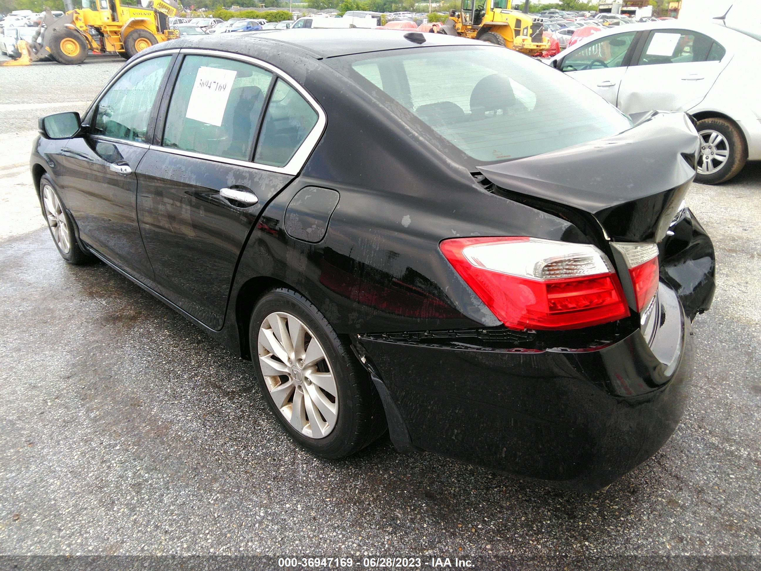 Photo 2 VIN: 1HGCR3F96EA022159 - HONDA ACCORD 