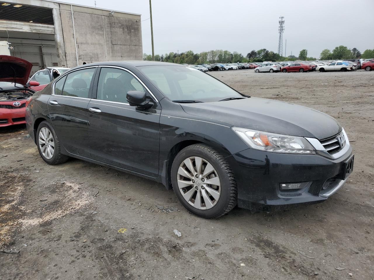 Photo 3 VIN: 1HGCR3F96FA002124 - HONDA ACCORD 