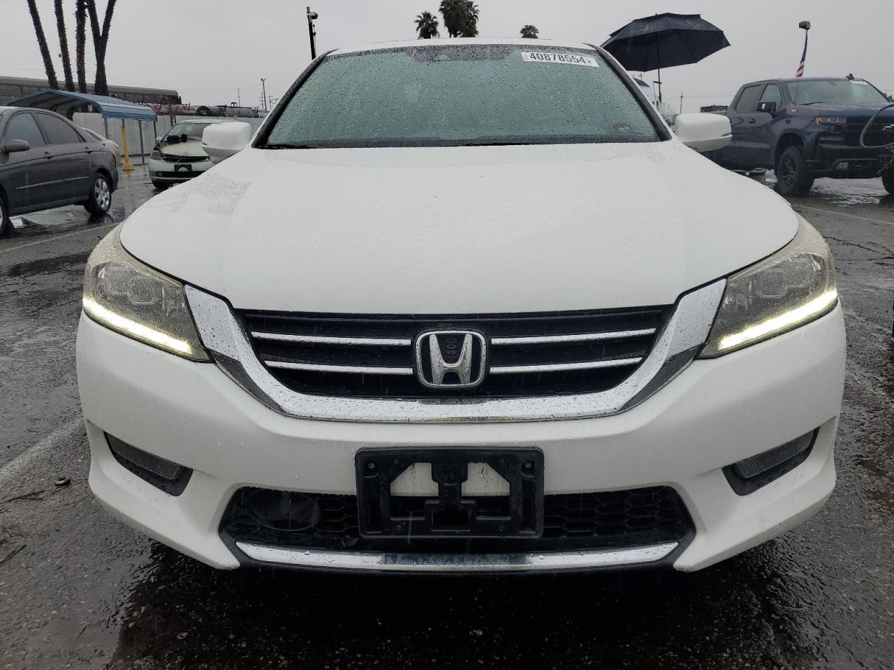 Photo 4 VIN: 1HGCR3F96FA016654 - HONDA ACCORD 