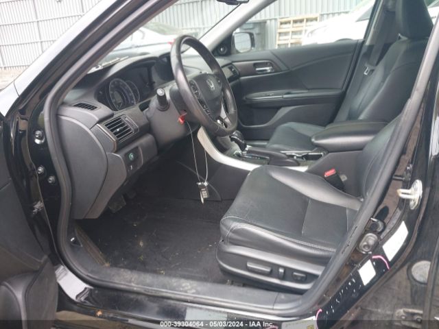 Photo 4 VIN: 1HGCR3F97FA008966 - HONDA ACCORD 