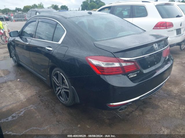 Photo 2 VIN: 1HGCR3F97HA005004 - HONDA ACCORD 