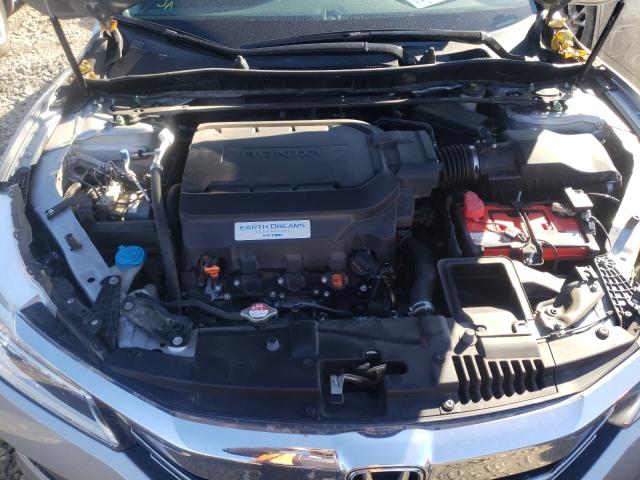 Photo 6 VIN: 1HGCR3F97HA018562 - HONDA ACCORD TOU 