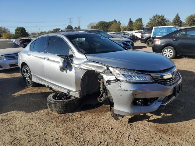 Photo 3 VIN: 1HGCR3F98HA027903 - HONDA ACCORD TOU 