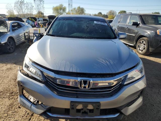 Photo 4 VIN: 1HGCR3F98HA027903 - HONDA ACCORD TOU 