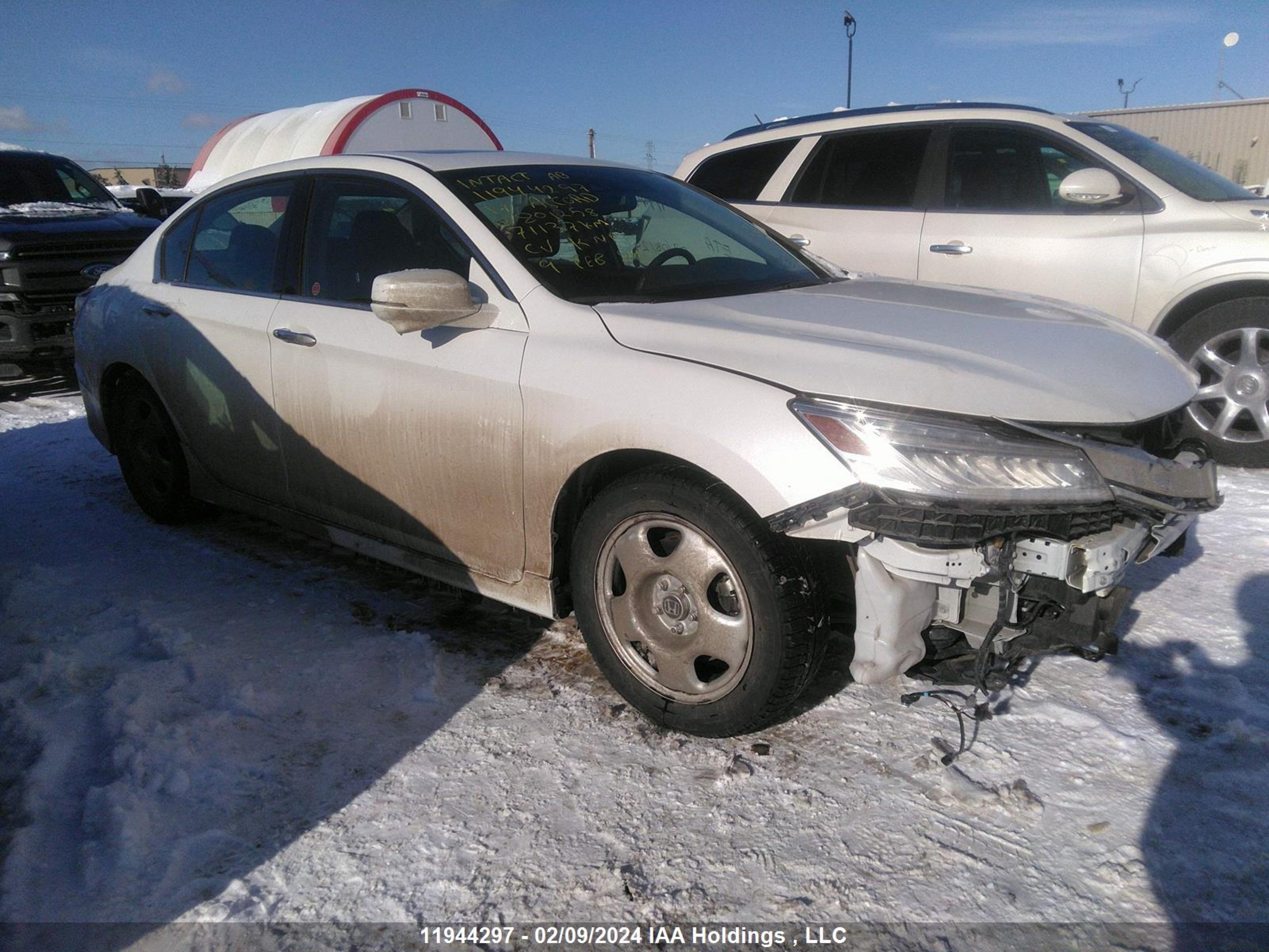 Photo 0 VIN: 1HGCR3F98HA801258 - HONDA ACCORD 