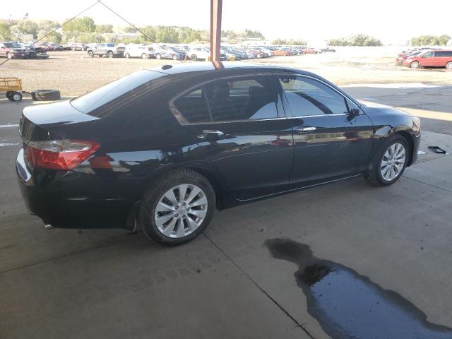 Photo 2 VIN: 1HGCR3F9XEA043810 - HONDA ACCORD TOU 