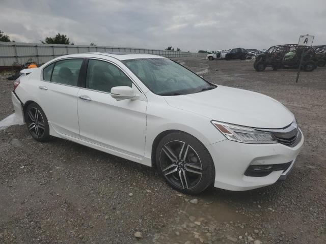 Photo 3 VIN: 1HGCR3F9XGA017517 - HONDA ACCORD TOU 