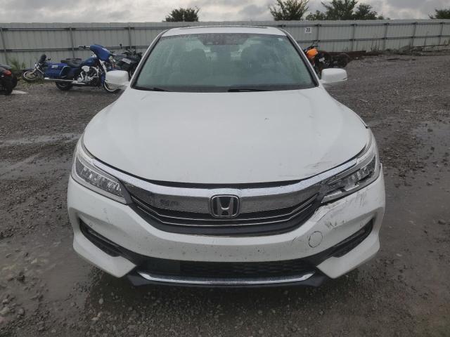 Photo 4 VIN: 1HGCR3F9XGA017517 - HONDA ACCORD TOU 