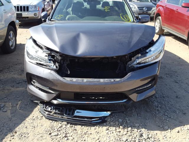 Photo 8 VIN: 1HGCR3F9XHA037171 - HONDA ACCORD TOU 