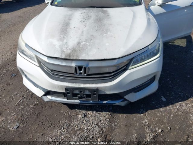 Photo 5 VIN: 1HGCR3F9XHA043830 - HONDA ACCORD 