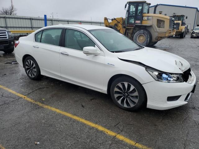 Photo 3 VIN: 1HGCR6F30FA000057 - HONDA ACCORD 