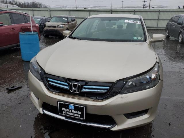 Photo 4 VIN: 1HGCR6F30FA013875 - HONDA ACCORD HYB 