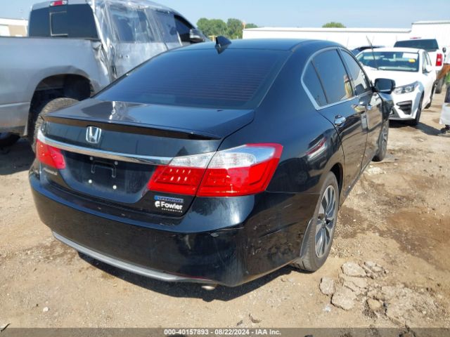 Photo 3 VIN: 1HGCR6F34FA011045 - HONDA ACCORD 