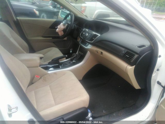 Photo 4 VIN: 1HGCR6F35EA003194 - HONDA ACCORD HYBRID 