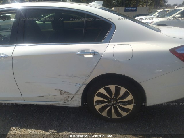 Photo 5 VIN: 1HGCR6F36EA003155 - HONDA ACCORD HYBRID 