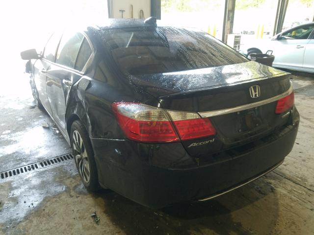 Photo 2 VIN: 1HGCR6F37FA004686 - HONDA ACCORD HYB 