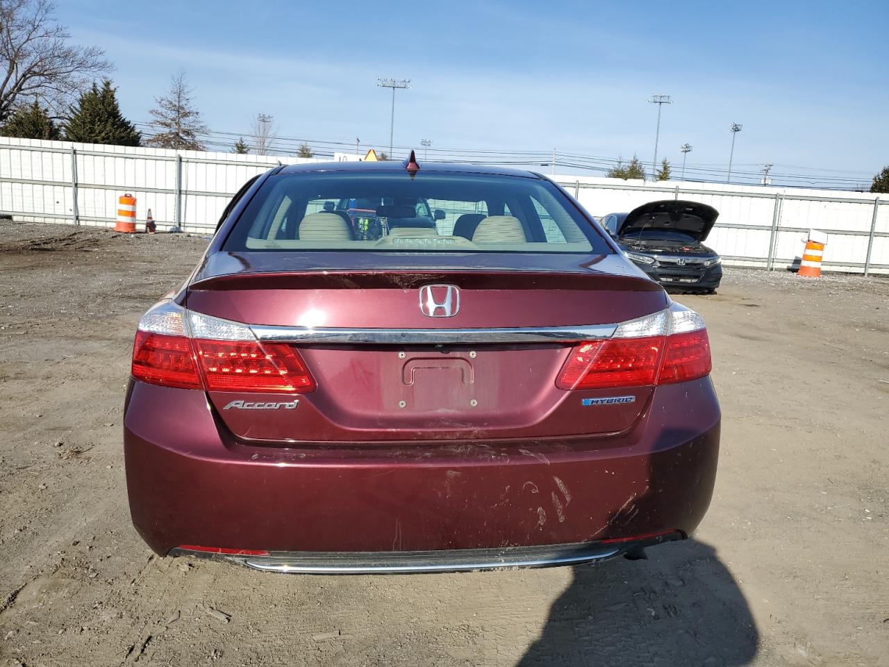 Photo 5 VIN: 1HGCR6F50FA008743 - HONDA ACCORD 