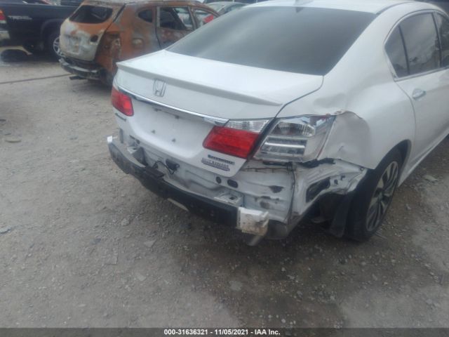 Photo 5 VIN: 1HGCR6F51FA010520 - HONDA ACCORD HYB 