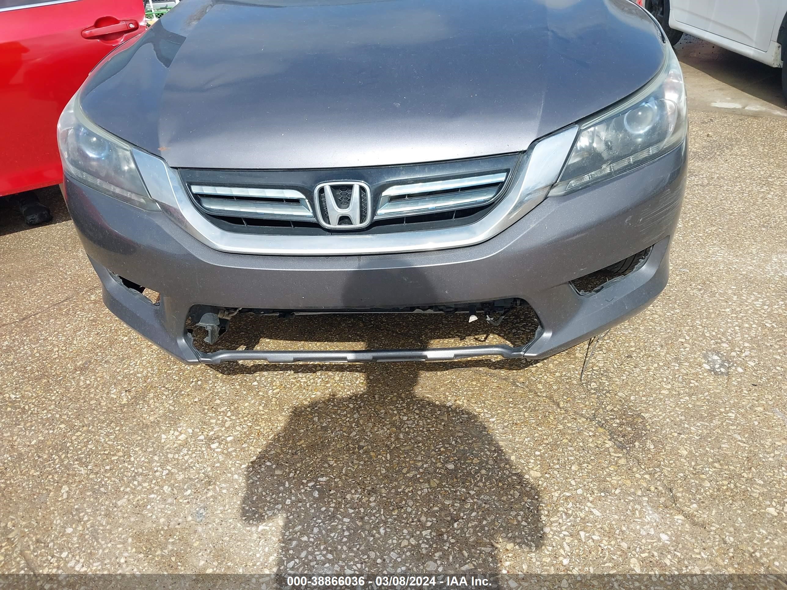 Photo 5 VIN: 1HGCR6F52EA009066 - HONDA ACCORD 