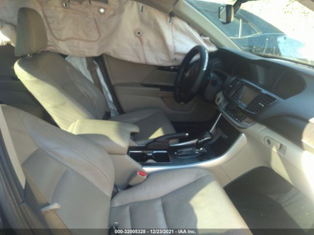 Photo 4 VIN: 1HGCR6F52FA001650 - HONDA ACCORD HYBRID 