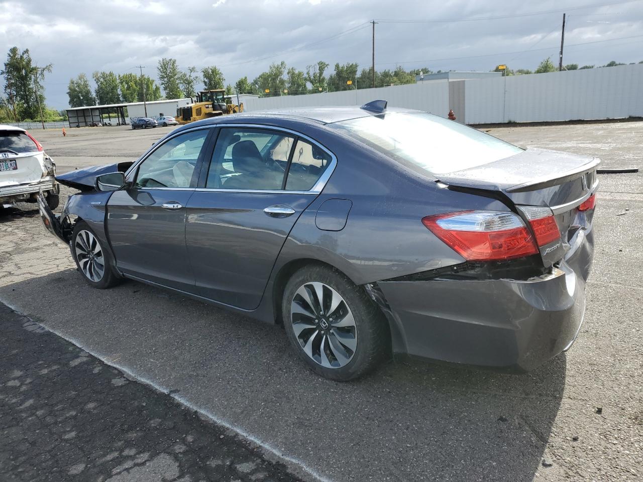 Photo 1 VIN: 1HGCR6F52FA001910 - HONDA ACCORD 