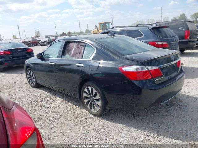 Photo 2 VIN: 1HGCR6F52FA007223 - HONDA ACCORD 