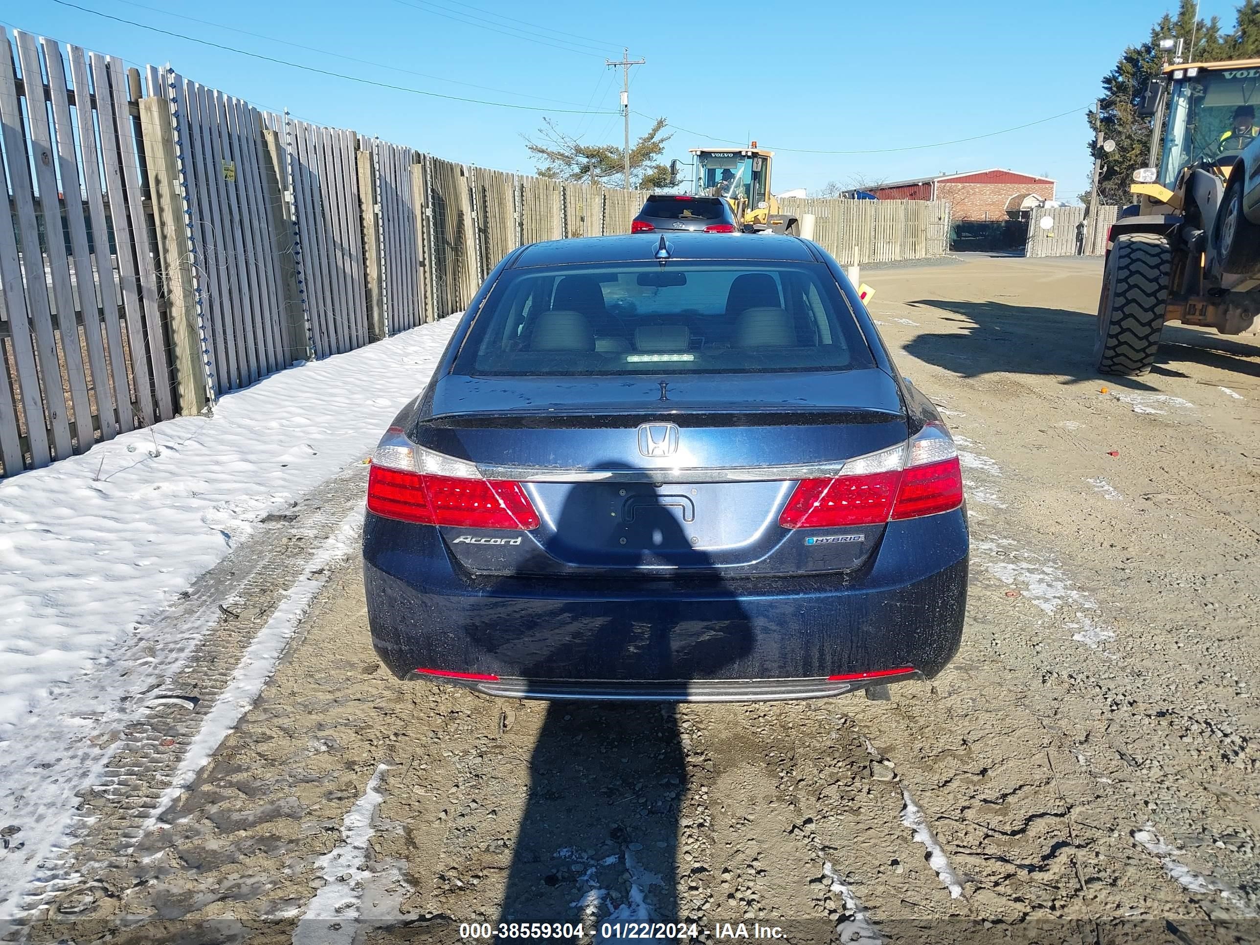 Photo 15 VIN: 1HGCR6F54EA007156 - HONDA ACCORD 