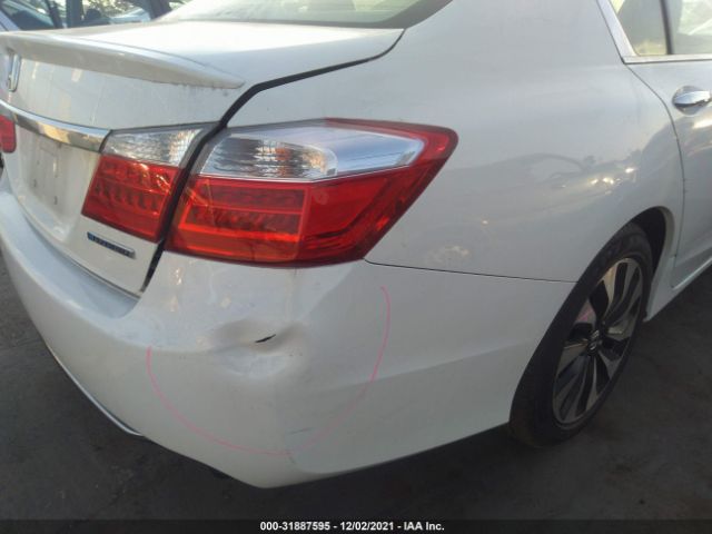 Photo 5 VIN: 1HGCR6F54EA007979 - HONDA ACCORD HYBRID 