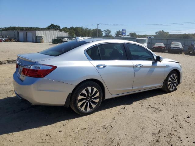 Photo 2 VIN: 1HGCR6F55FA010312 - HONDA ACCORD HYB 