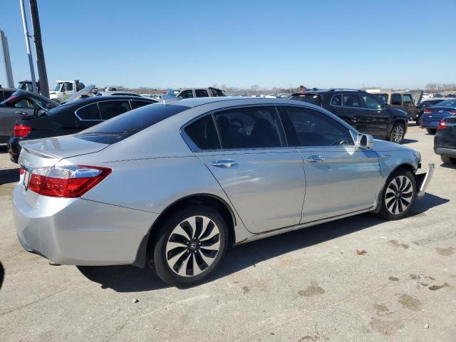 Photo 2 VIN: 1HGCR6F55FA013131 - HONDA ACCORD 