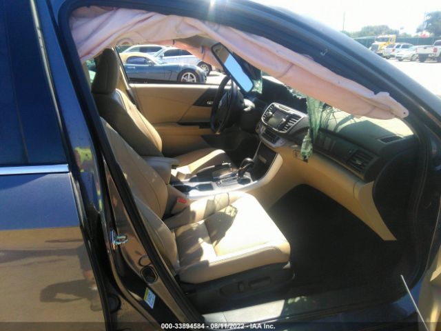 Photo 4 VIN: 1HGCR6F57EA000413 - HONDA ACCORD HYBRID 