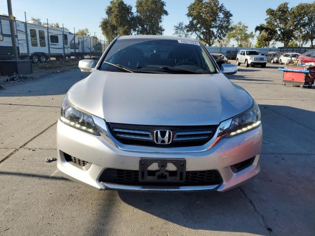 Photo 4 VIN: 1HGCR6F57EA005630 - HONDA ACCORD HYB 