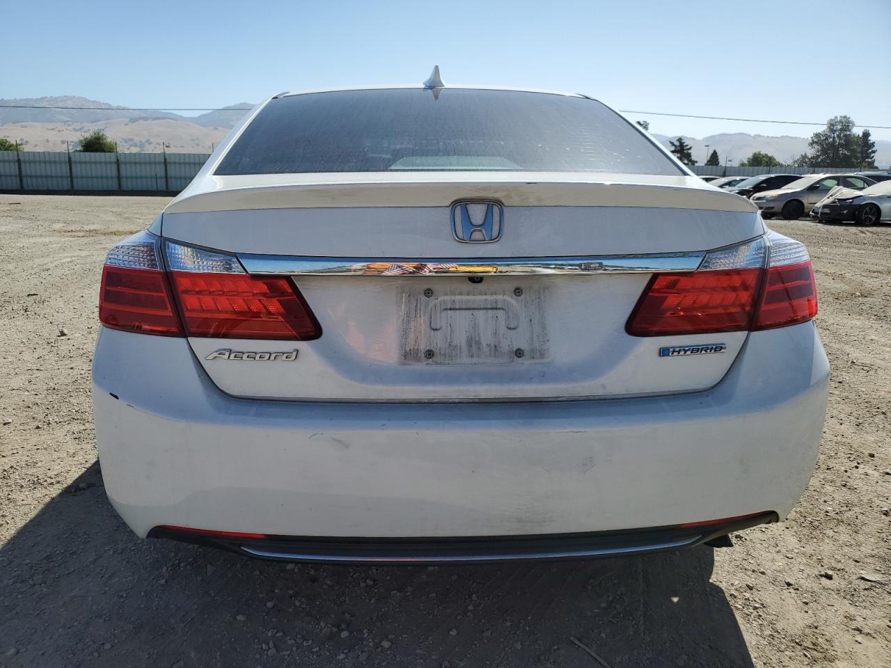 Photo 5 VIN: 1HGCR6F58FA010904 - HONDA ACCORD 