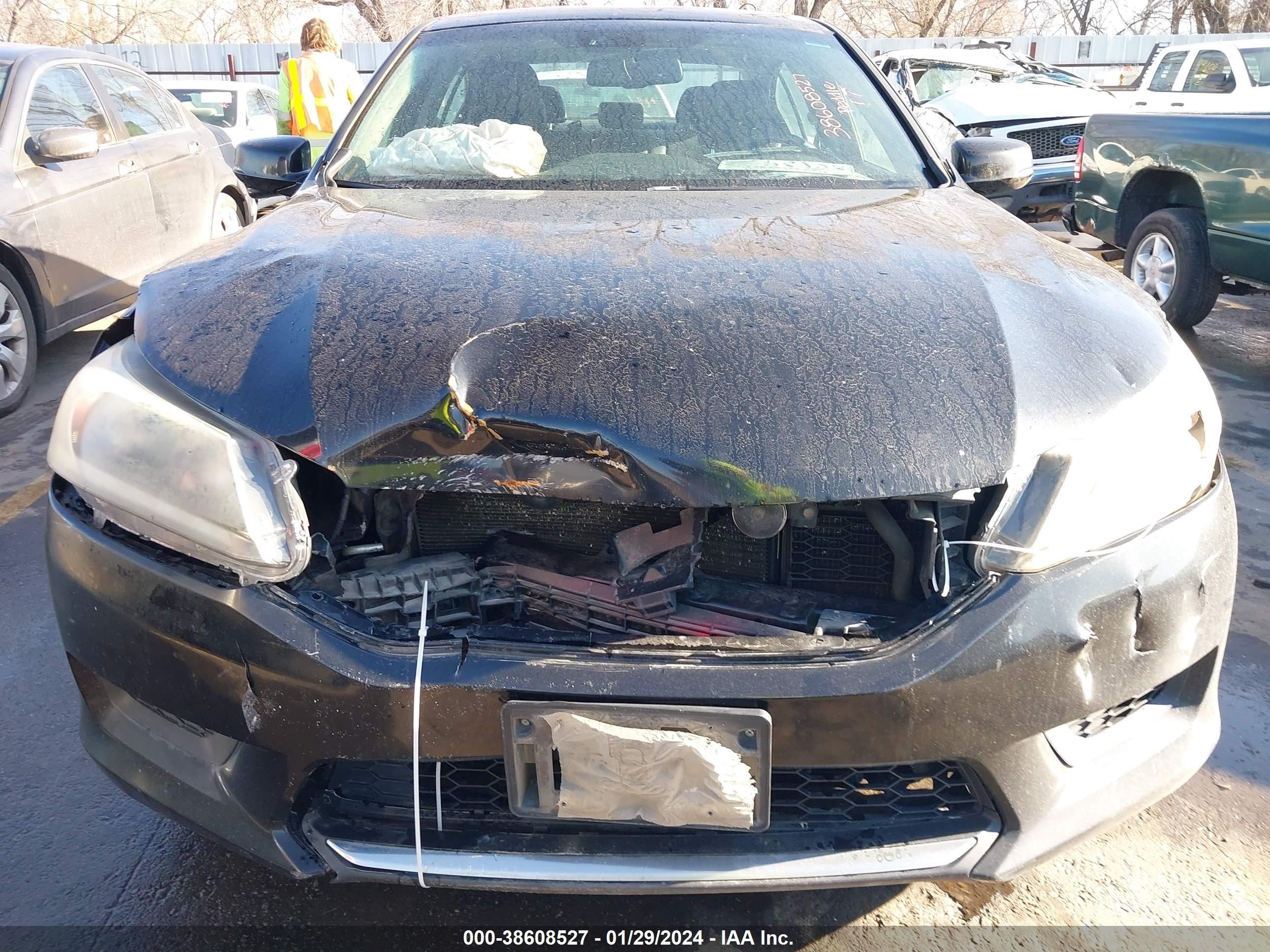 Photo 11 VIN: 1HGCR6F5XFA009463 - HONDA ACCORD 