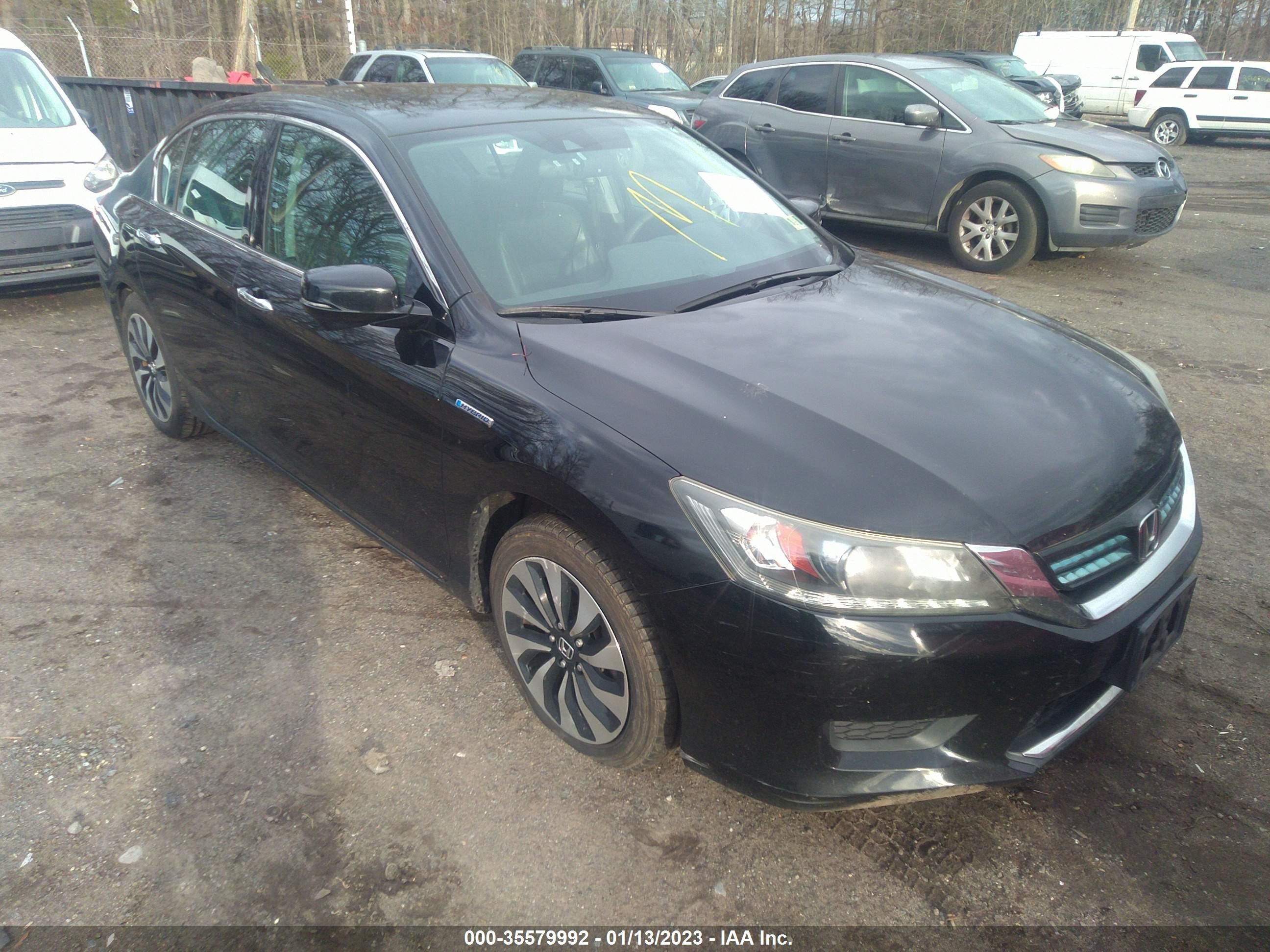 Photo 0 VIN: 1HGCR6F5XFA010399 - HONDA ACCORD 