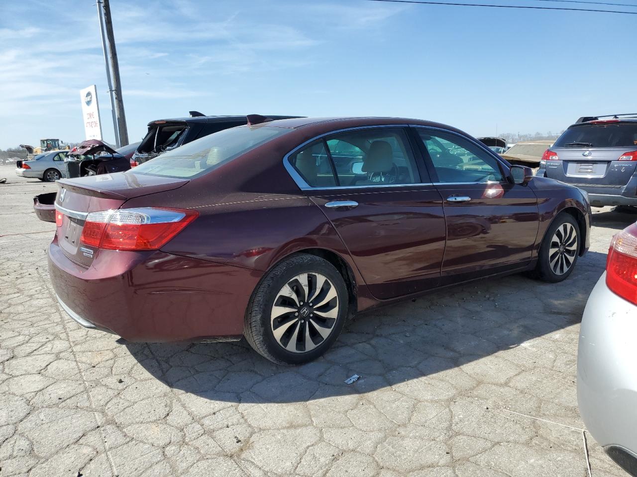 Photo 2 VIN: 1HGCR6F70EA006801 - HONDA ACCORD TOU 