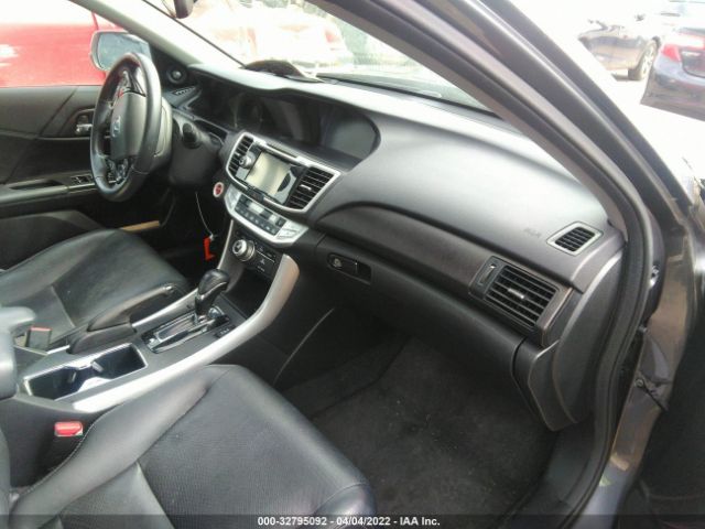 Photo 4 VIN: 1HGCR6F71EA000599 - HONDA ACCORD HYBRID 