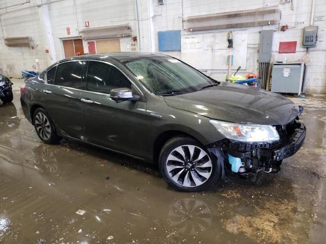 Photo 3 VIN: 1HGCR6F73FA000413 - HONDA ACCORD TOU 