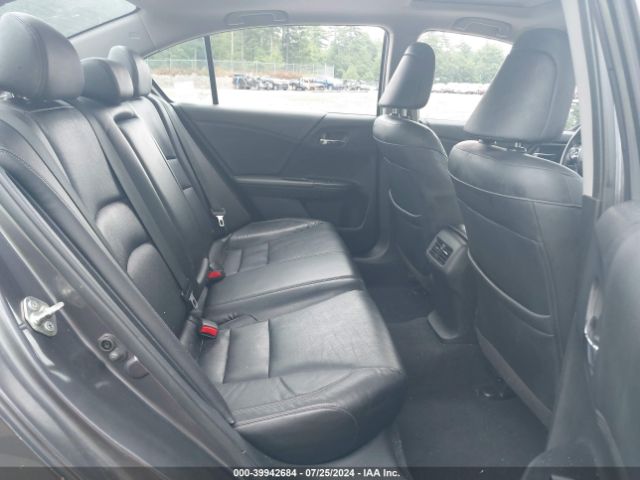 Photo 7 VIN: 1HGCR6F74FA005586 - HONDA ACCORD 