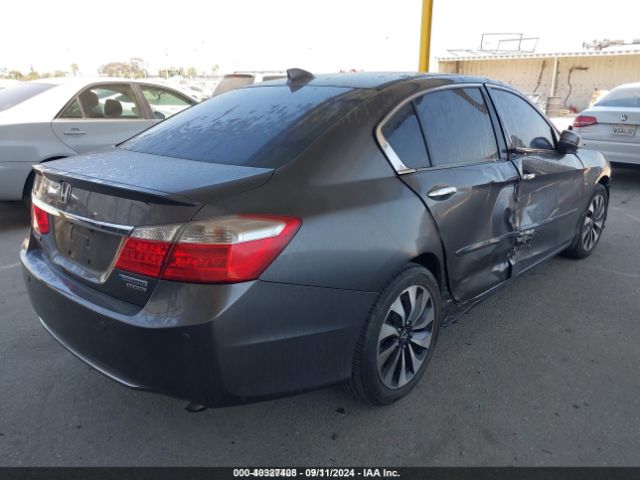 Photo 3 VIN: 1HGCR6F74FA009959 - HONDA ACCORD 