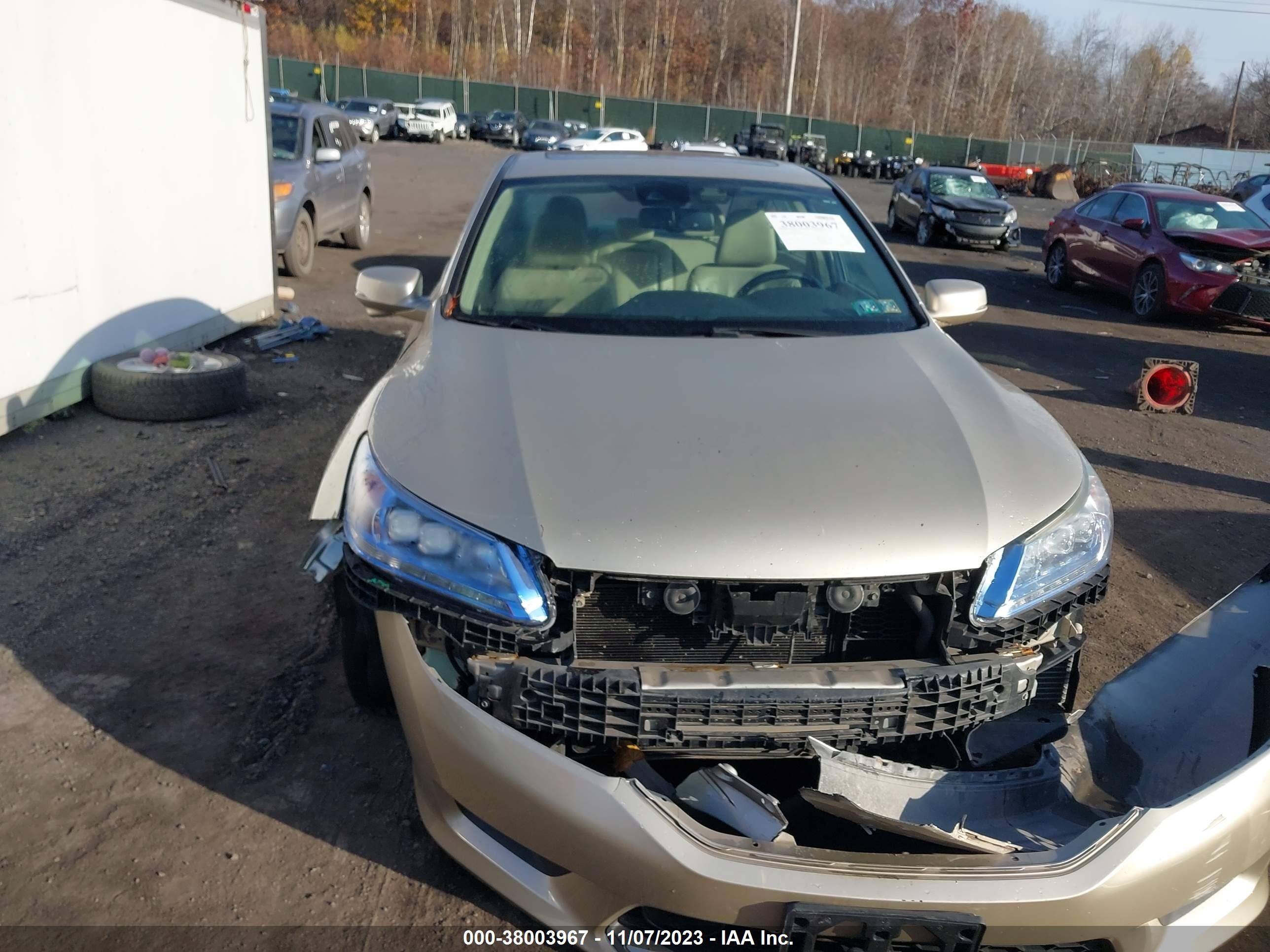 Photo 11 VIN: 1HGCR6F76EA008259 - HONDA ACCORD 