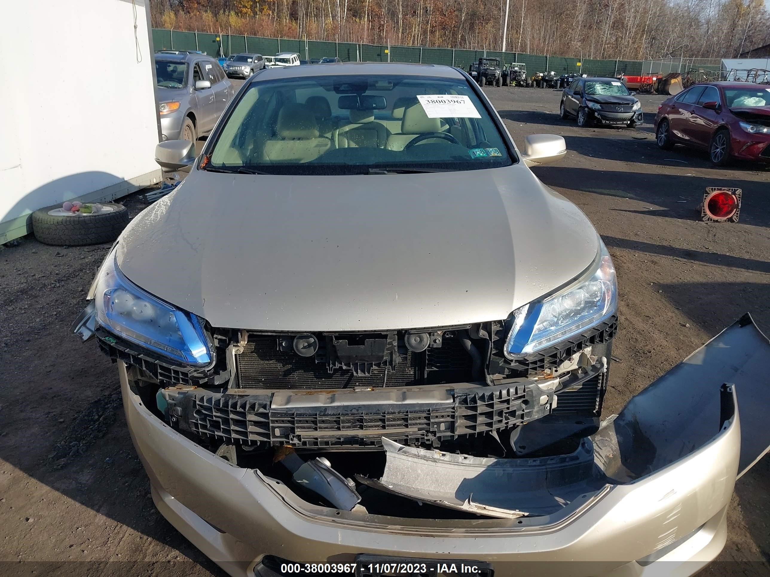 Photo 5 VIN: 1HGCR6F76EA008259 - HONDA ACCORD 