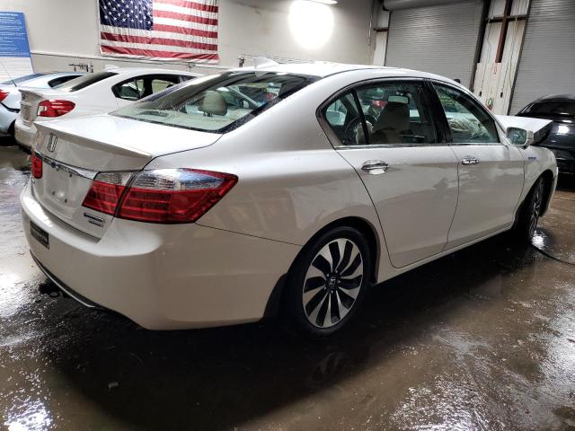 Photo 2 VIN: 1HGCR6F77FA005646 - HONDA ACCORD TOU 