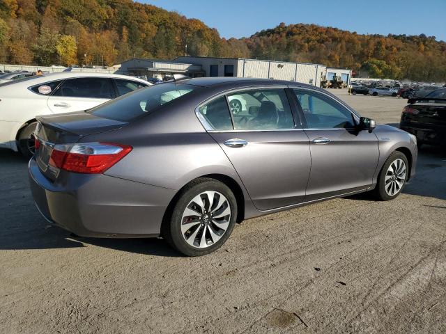 Photo 2 VIN: 1HGCR6F77FA013004 - HONDA ACCORD TOU 