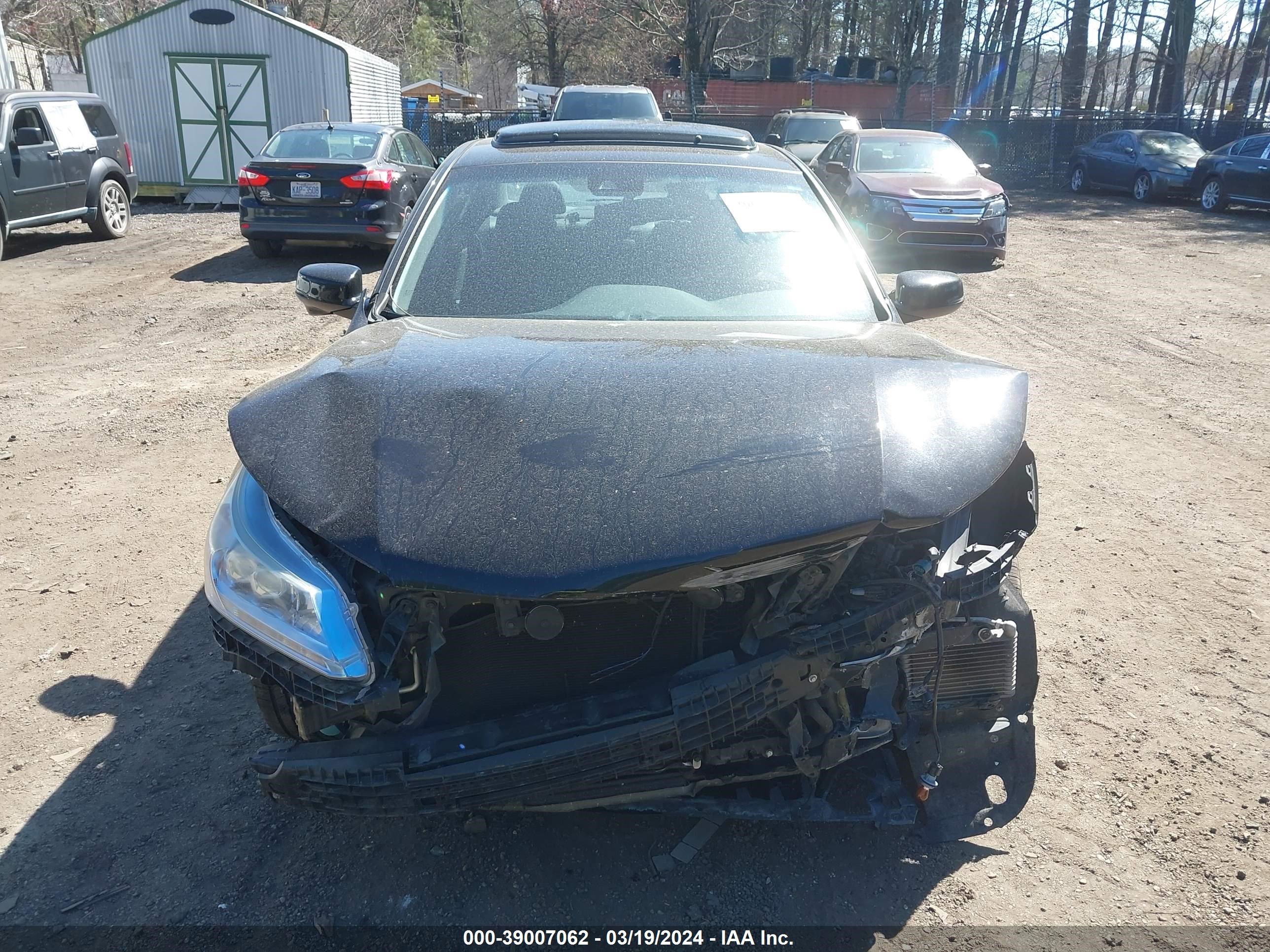 Photo 12 VIN: 1HGCR6F79EA001466 - HONDA ACCORD 