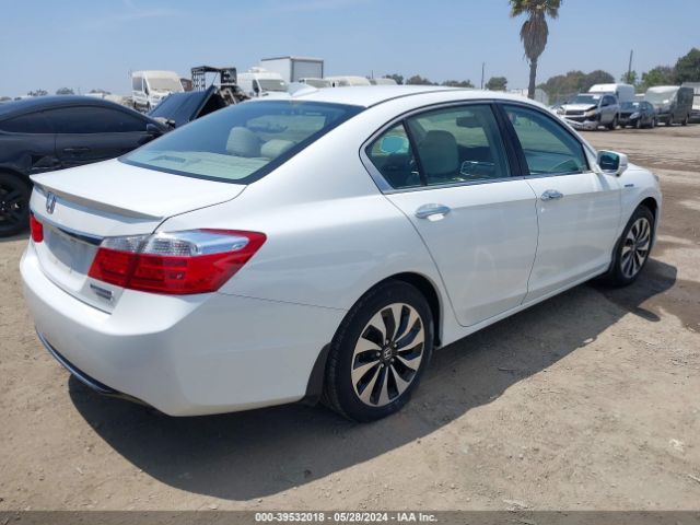 Photo 3 VIN: 1HGCR6F79FA001369 - HONDA ACCORD 