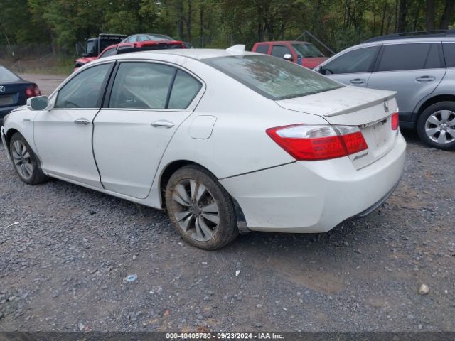 Photo 2 VIN: 1HGCR6F79FA006975 - HONDA ACCORD 