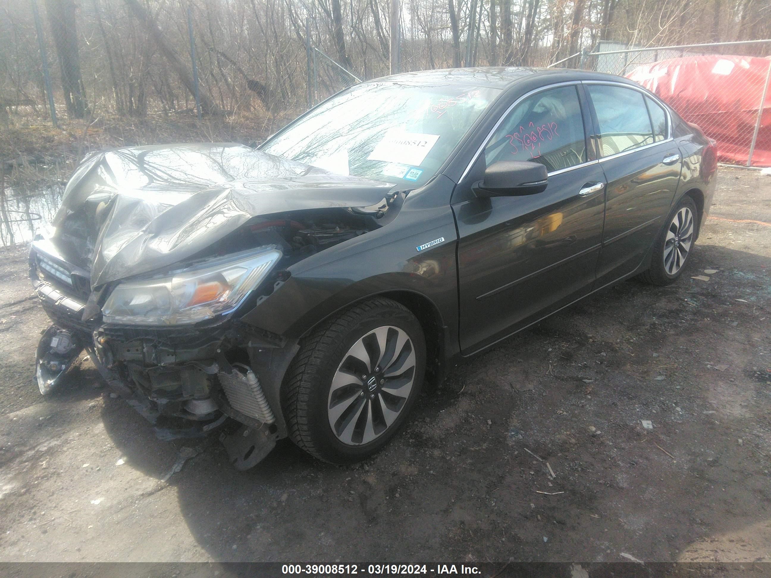 Photo 1 VIN: 1HGCR6F7XEA007275 - HONDA ACCORD 